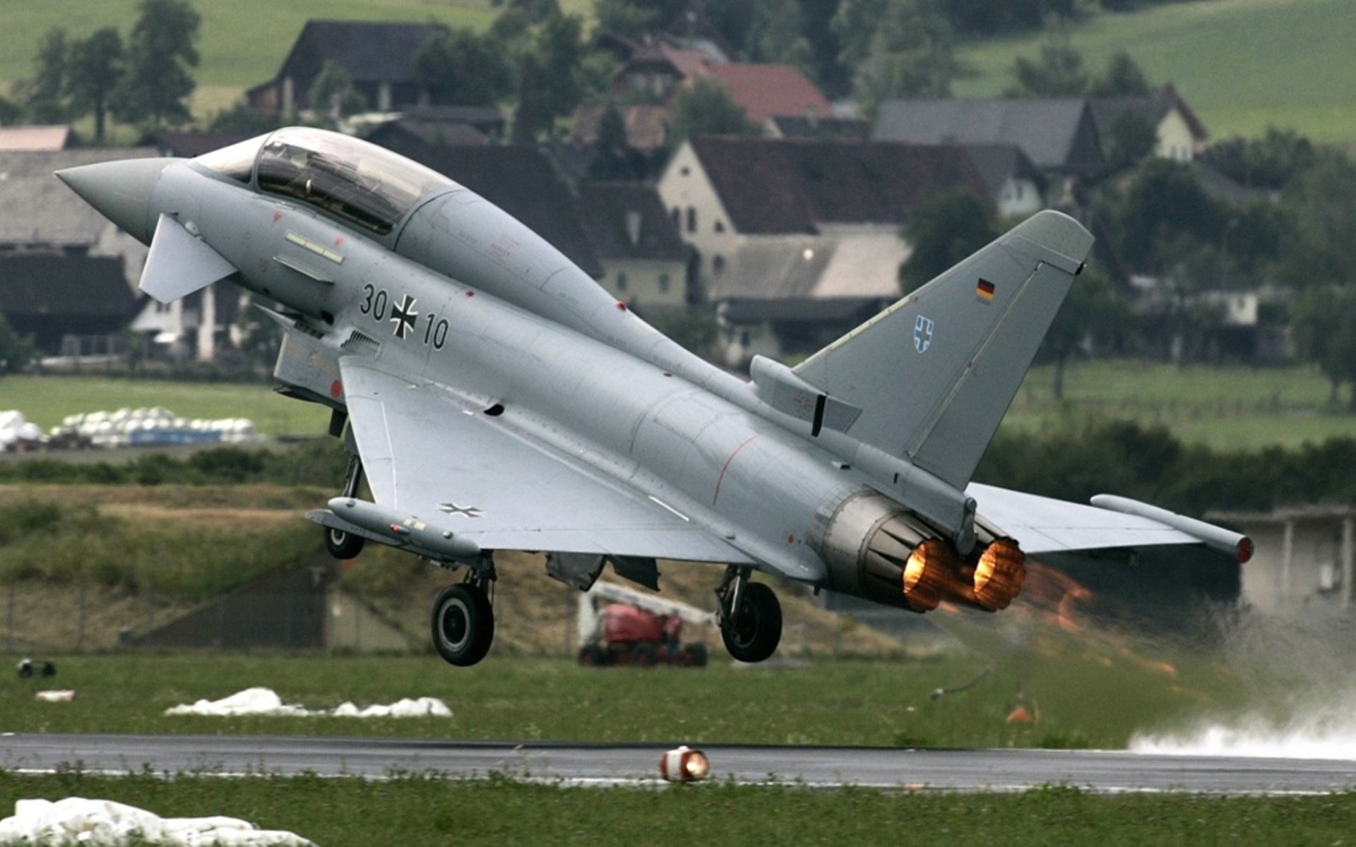 鹈鹕后场双星被称为球队攻防引擎,鹈鹕双塔阵容