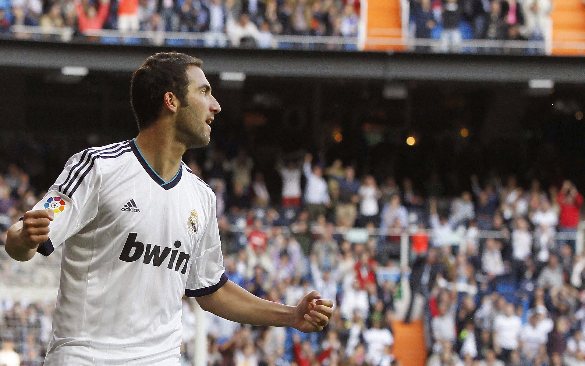 乐鱼体育平台app下载-转会：皇马签下一名欧洲潜力未来之星，布局未来，皇马转会预算